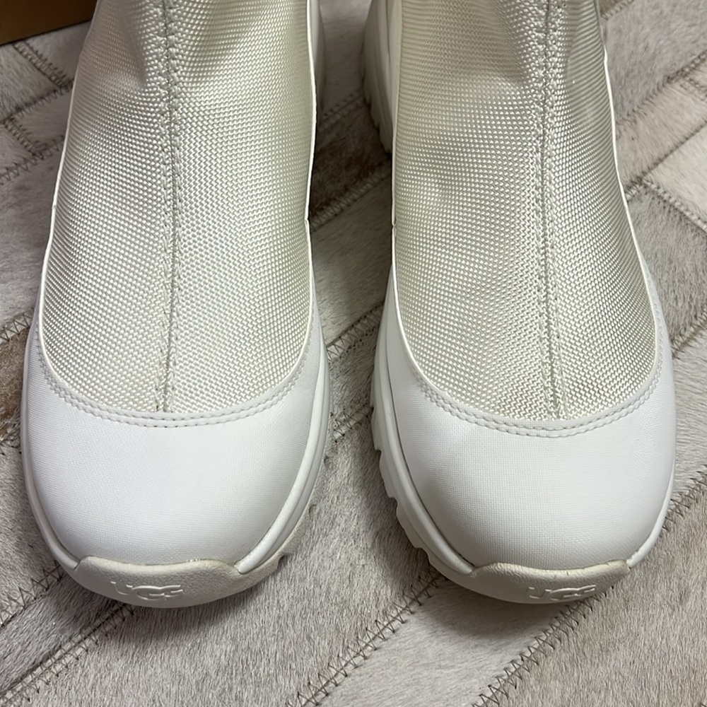 Ugg woman’s booties - Picture 7 of 10